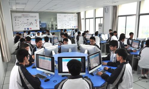 誰說專科生沒出息？選對賽道，這4個專業(yè)讓你前途光明